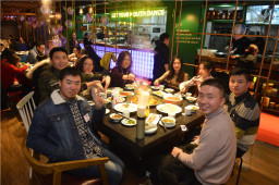 四川火锅加盟为什么选择LD体育在线·（中国）官方网站？特色清油火锅